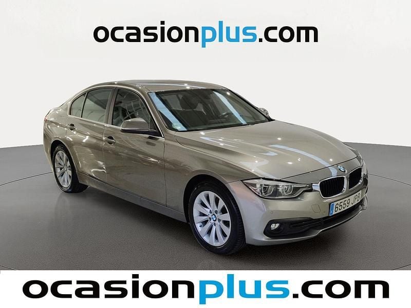Usado BMW 318 150 CV (110 kW) 2016 Gris plata Berlina