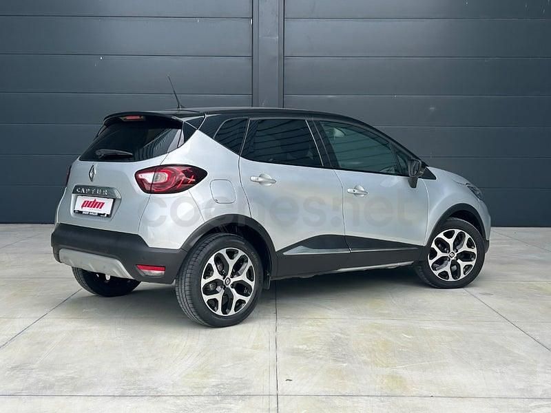 Usado Renault Captur LIMITED 90 CV (66 kW) 2019 Gris / plata SUV