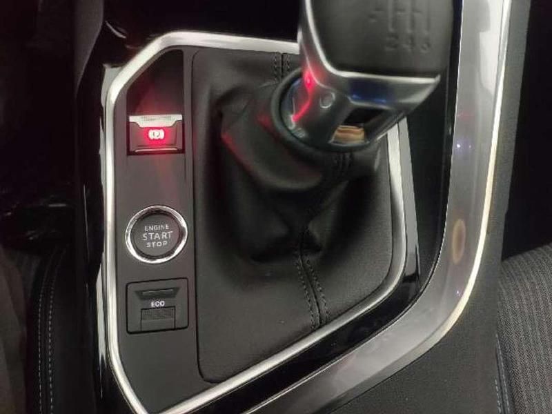 Usado Peugeot 3008 Allure 131 CV (96 kW) 2023 Blanco SUV