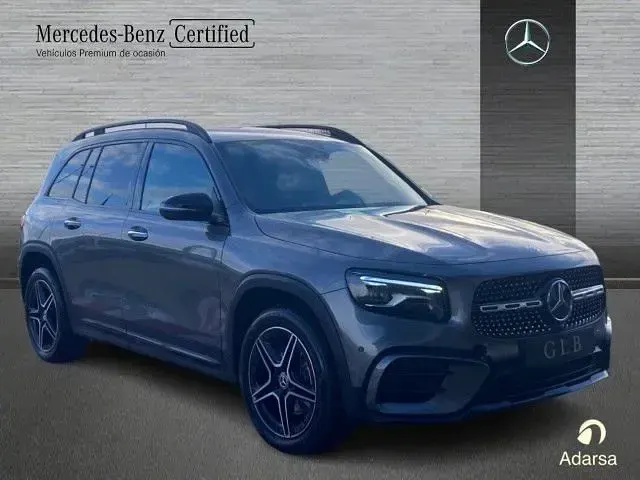 Nuevo Mercedes GLB200 150 CV (110 kW) 2026 Gris montaña SUV