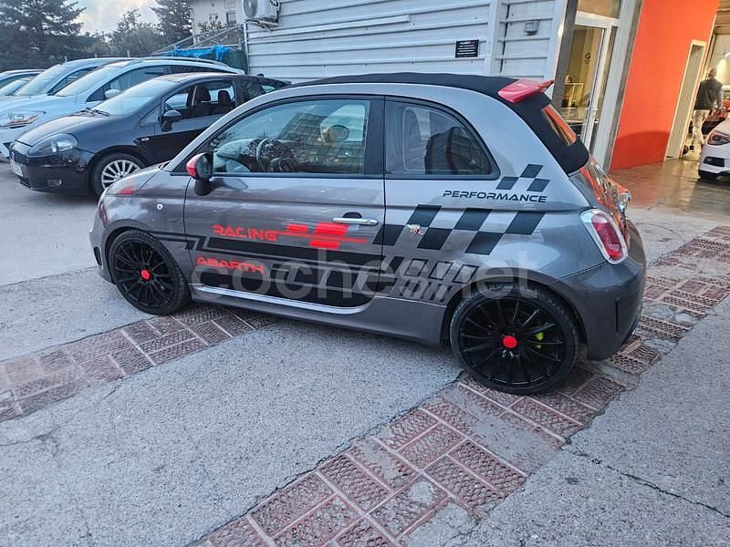 Usado Abarth 500 140 CV (102 kW) 2012 Gris / plata Berlina