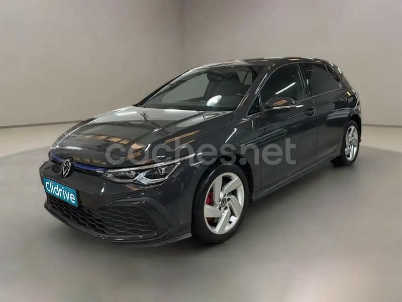 Usado VW Golf VIII GTE 245 CV (180 kW) 2021 Gris / plata Berlina
