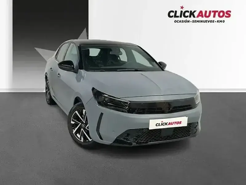 Usado Opel Corsa 100 CV (73 kW) 2024 Gris / plata Utilitario