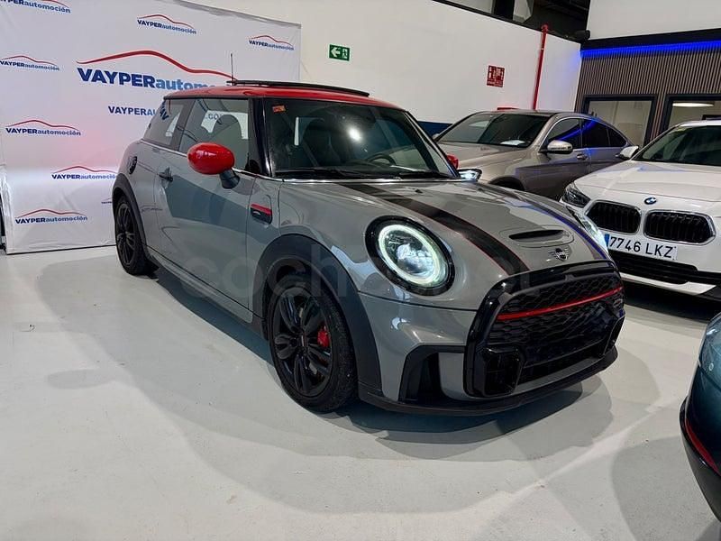 Usado Mini John Cooper Works 231 CV (169 kW) 2021 Gris / plata Utilitario