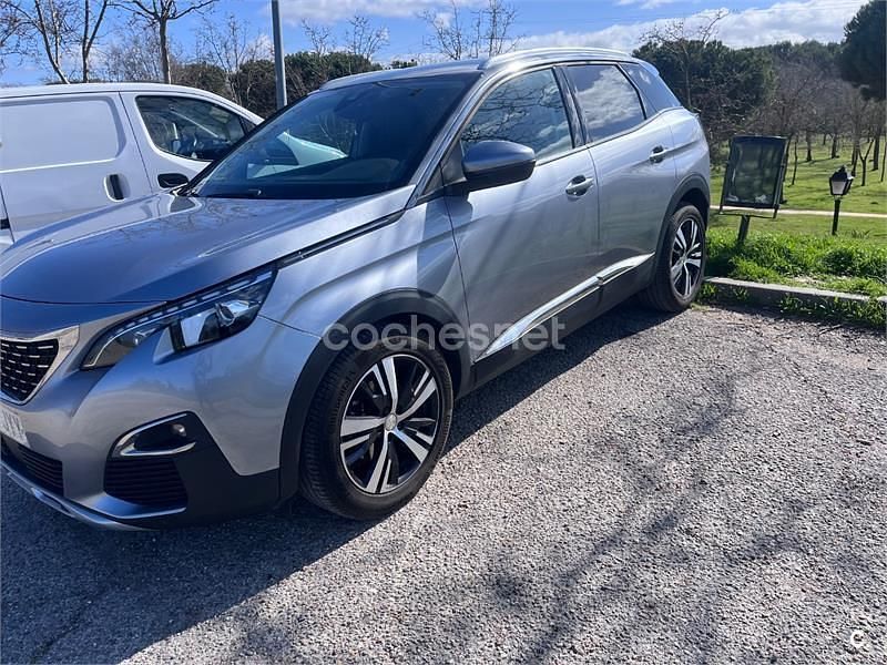Usado Peugeot 3008 Allure 130 CV (95 kW) 2017 Gris / plata SUV