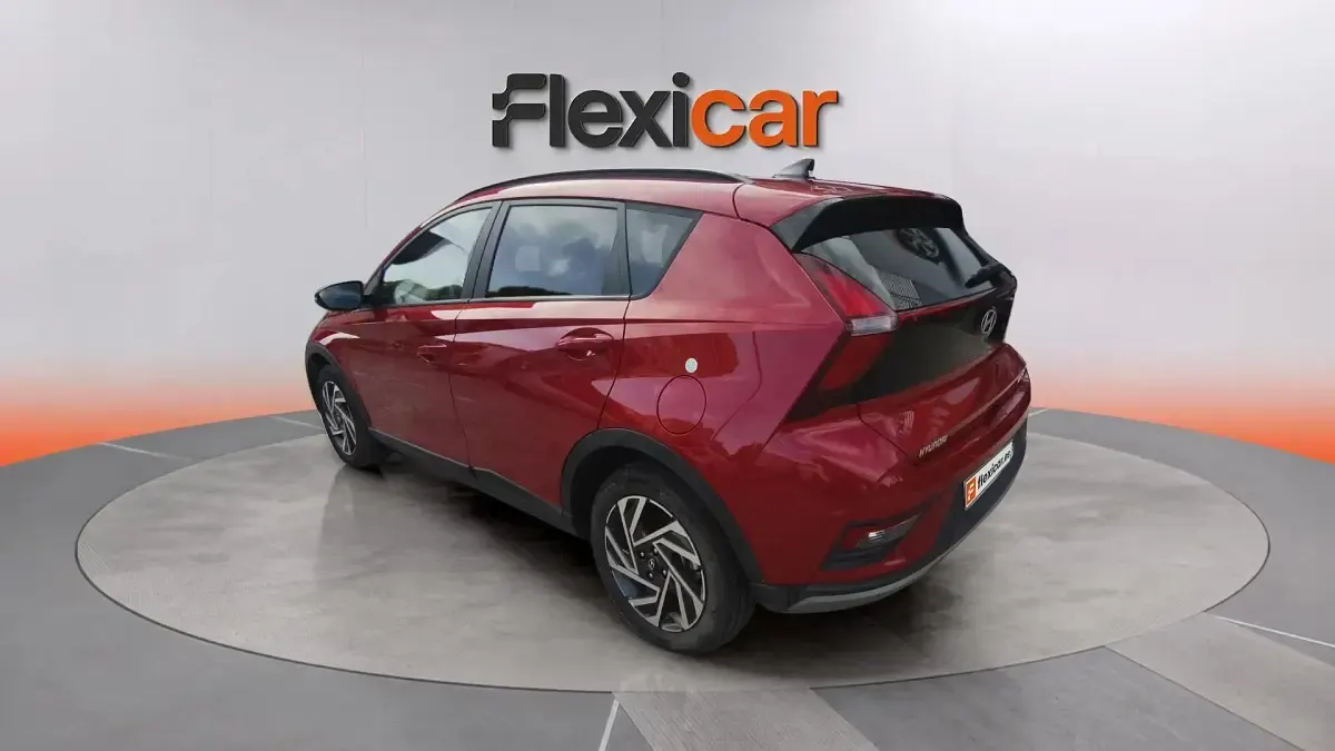 Usado Hyundai Bayon 80 CV (58 kW) 2025 Gris SUV