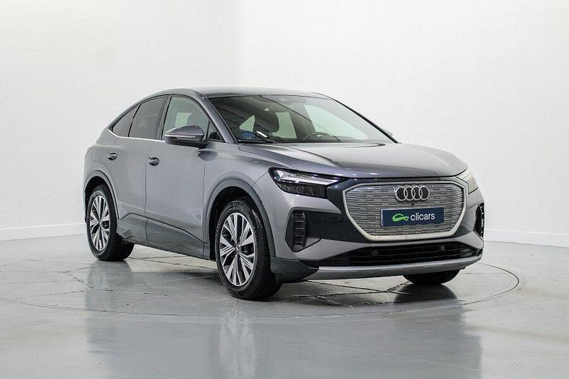 Usado Audi Q4 Sportback e-tron Advanced 150 kW (204 CV) 2022 Gris SUV