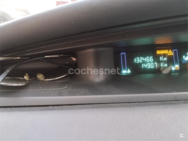 Verde Usado 2005 Renault Grand Scénic II Dynamique Monovolumen | 1200 € - Imagen 1/4