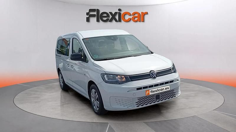Usado VW Caddy Maxi 122 CV (89 kW) 2023 Blanco Monovolumen