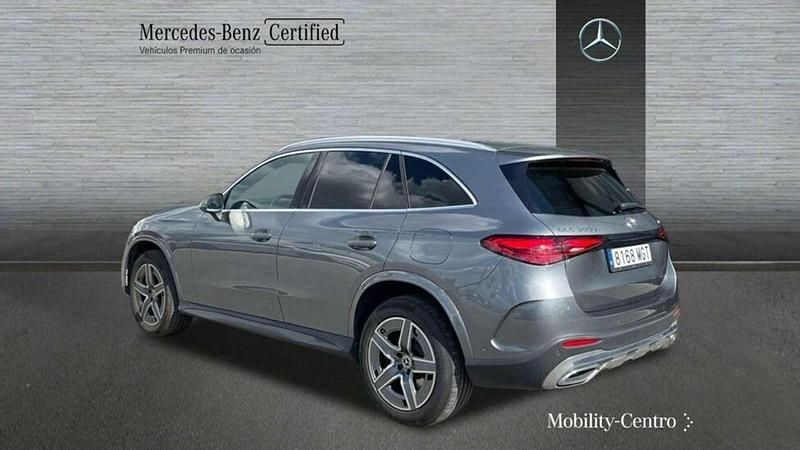 Usado Mercedes GLC300e 333 CV (244 kW) 2023 Gris SUV
