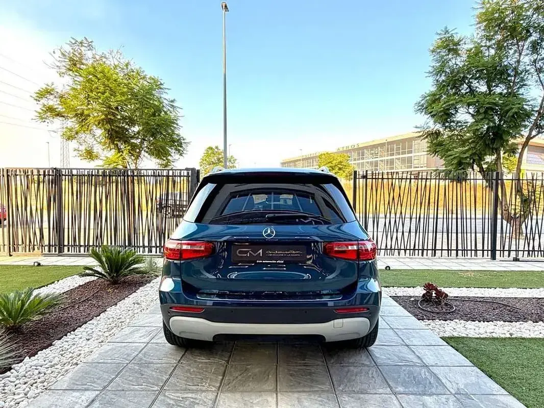 Usado Mercedes GLB180 136 CV (100 kW) 2021 Azul SUV