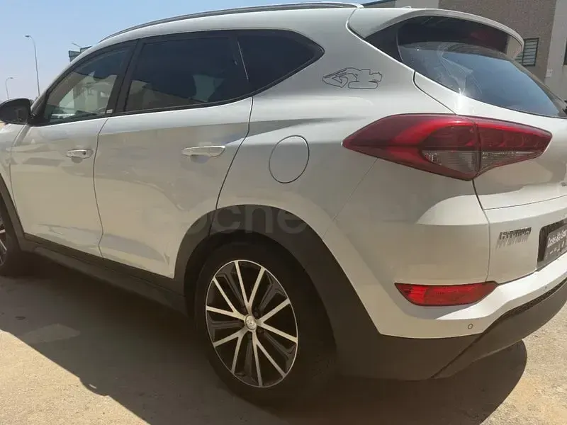 Usado Hyundai Tucson 141 CV (103 kW) 2019 Blanco SUV