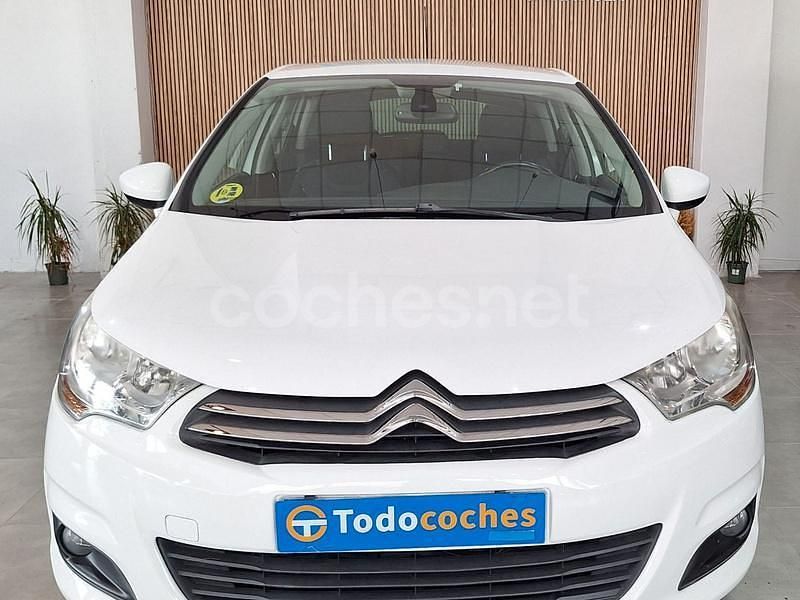 Usado Citroën C4 112 CV (82 kW) 2012 Blanco Berlina