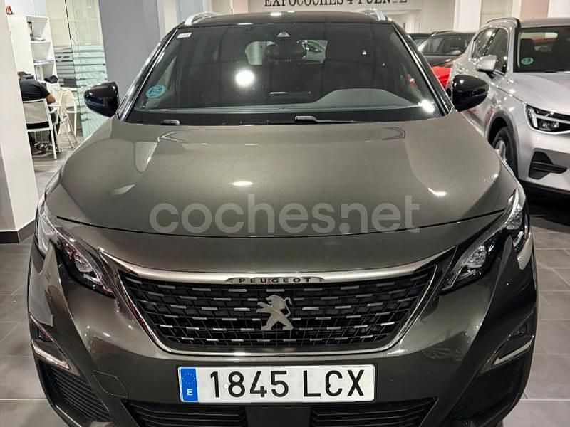 Usado Peugeot 5008 GT-line 130 CV (95 kW) 2019 Beige Monovolumen
