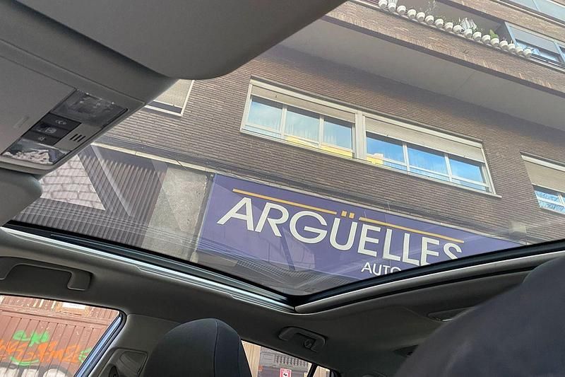 Usado Toyota Verso Advance 126 CV (92 kW) 2010 Gris Monovolumen