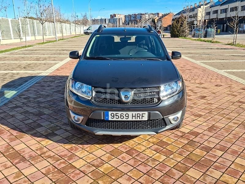 Usado Dacia Sandero Stepway 90 CV (66 kW) 2013 Negro Berlina