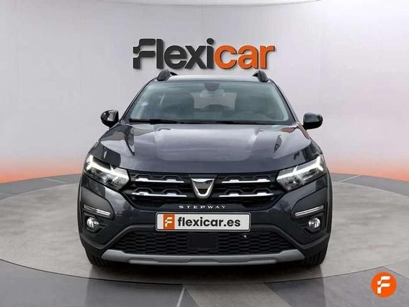 Usado Dacia Sandero Comfort 91 CV (66 kW) 2022 Negro Utilitario