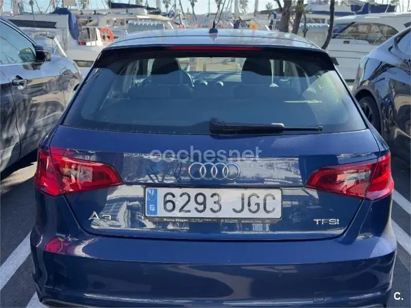 Usado Audi A3 S-Line 125 CV (91 kW) 2015 Azul Berlina