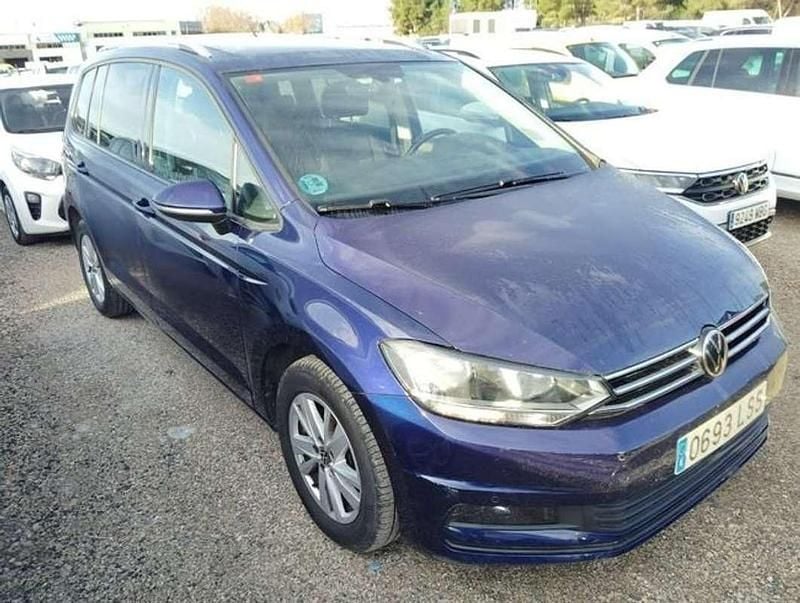 Usado VW Touran Advance 122 CV (89 kW) 2021 Azul Monovolumen