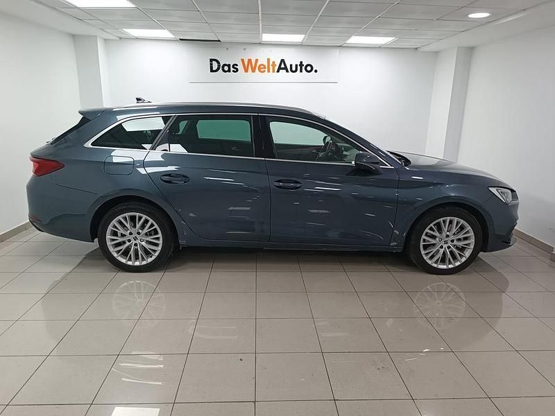 Usado Seat Leon XCELLENCE 204 CV (150 kW) 2022 Gris Familiar