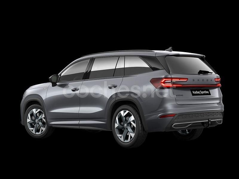 Nuevo Skoda Kodiaq SportLine 150 CV (110 kW) 2025 Gris / plata SUV