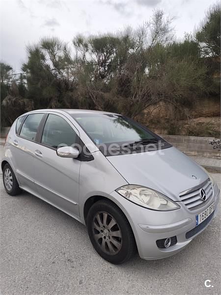 Usado Mercedes A170 Elegance 116 CV (85 kW) 2005 Gris / plata Monovolumen