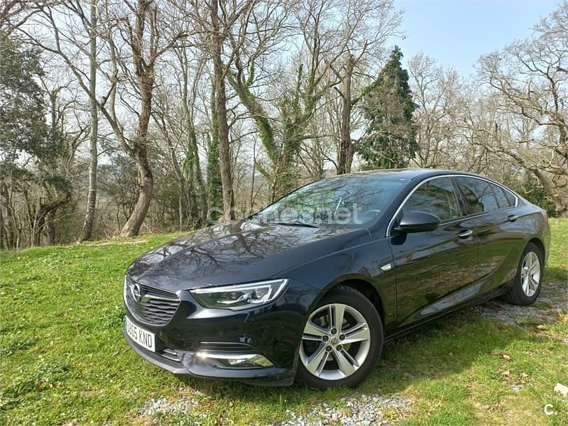 Usado Opel Insignia Innovation 165 CV (121 kW) 2018 Negro Berlina