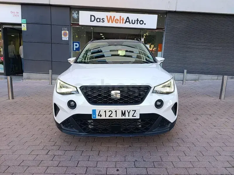 Usado Seat Arona Style 115 CV (84 kW) 2025 Blanco SUV