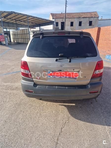 Usado Kia Sorento EX 139 CV (102 kW) 2006 Beige SUV