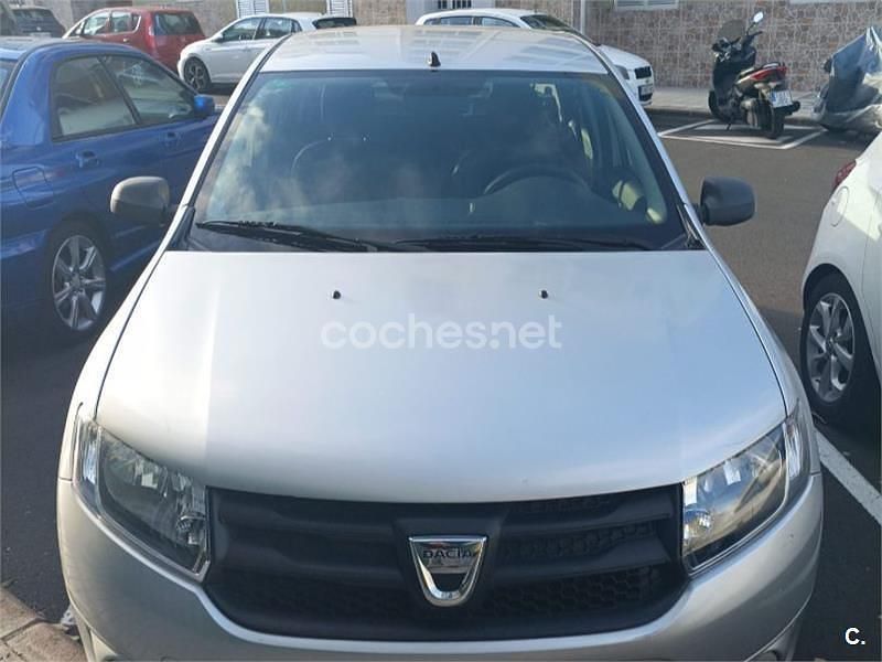 Gris / plata Usado 2013 Dacia Logan Ambiance Berlina | 4500 € (Super precio) - Imagen 1/4
