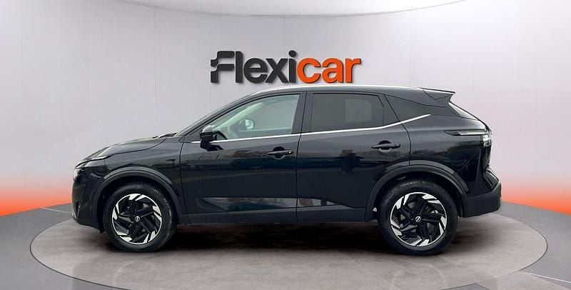 Begagnad Nissan Qashqai N-Connecta 140 HK (102 kW) 2025 Svart SUV