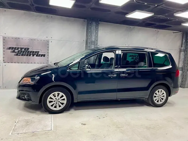 Usado Seat Alhambra Reference 150 CV (110 kW) 2019 Negro Monovolumen