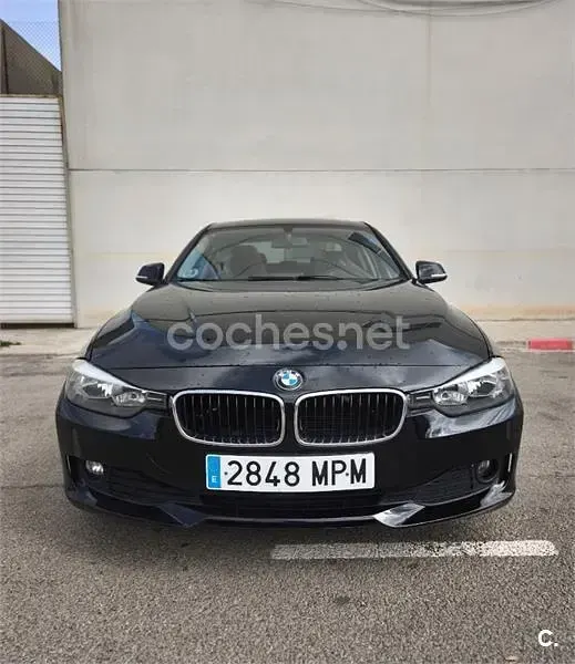 Usado BMW 320 Efficient Dynamics 163 HP (119 kW) 2014 Preto Sedan