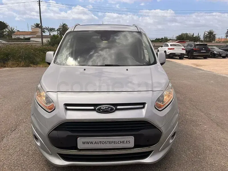 Usado Ford Grand Tourneo Connect Titanium 115 CV (84 kW) 2014 Gris / plata Monovolumen