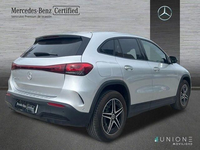 Usado Mercedes EQA250 139 kW (190 CV) 2024 Plata iridio SUV