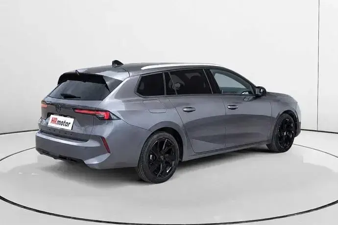 Usado Opel Astra Edition 130 CV (95 kW) 2024 Utilitario