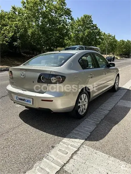 Usado Mazda 3 Active 105 CV (77 kW) 2006 Beige Berlina