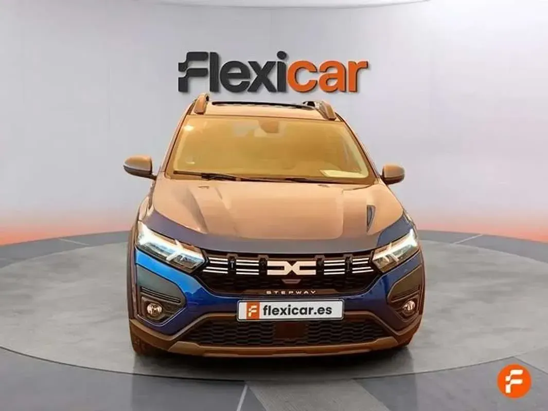Usado Dacia Sandero Expression 91 CV (66 kW) 2023 Azul Utilitario