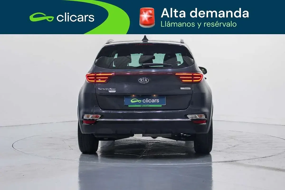 Usado Kia Sportage 136 CV (100 kW) 2020 Gris SUV