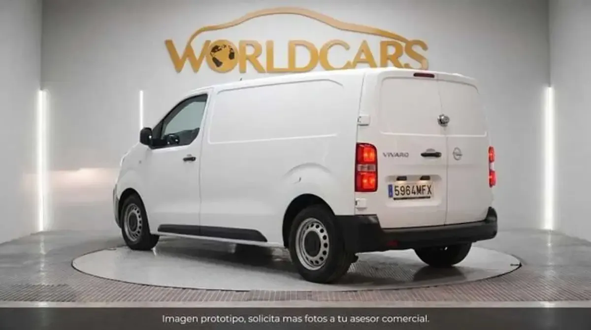 Usado Opel Vivaro 101 CV (74 kW) 2023 Blanco Monovolumen