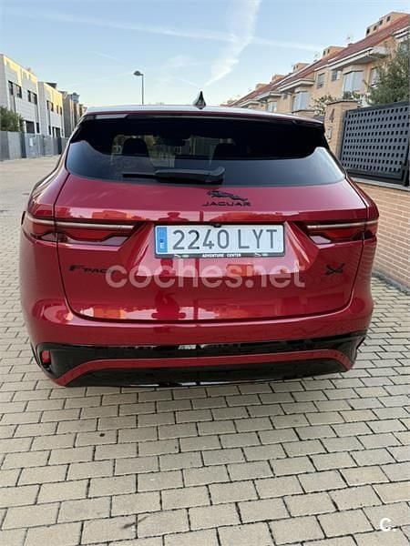 Usado Jaguar F-Pace R-Dynamic 204 CV (150 kW) 2022 Rojo SUV