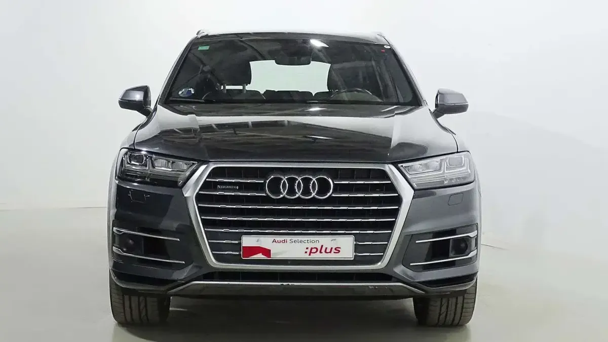 Usado Audi Q7 Sport 286 CV (210 kW) 2019 Gris SUV
