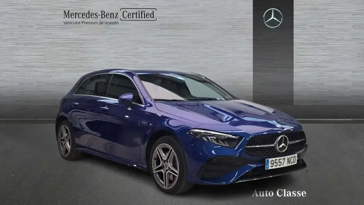 Usado Mercedes A250 218 CV (160 kW) 2025 Azul Berlina