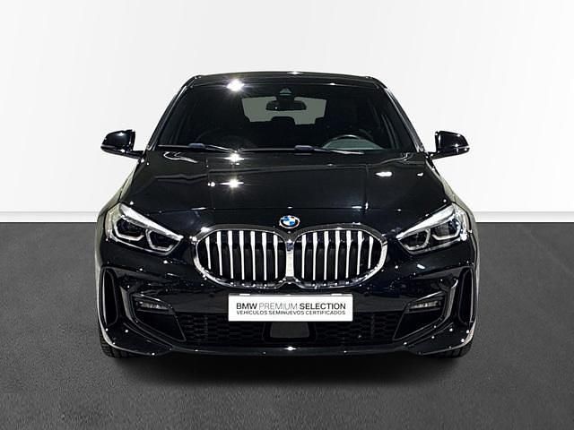Usado BMW 118 Executive 150 CV (110 kW) 2021 Negro Utilitario