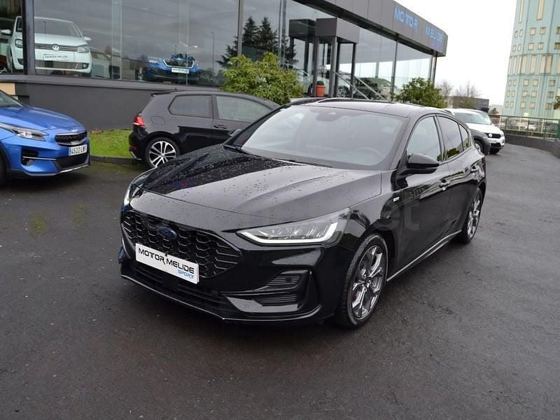 Usado Ford Focus ST-Line X 125 CV (91 kW) 2024 Negro Berlina