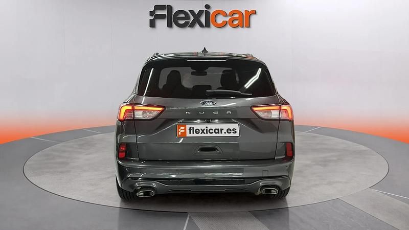 Usado Ford Kuga ST-Line 120 CV (88 kW) 2024 Gris SUV