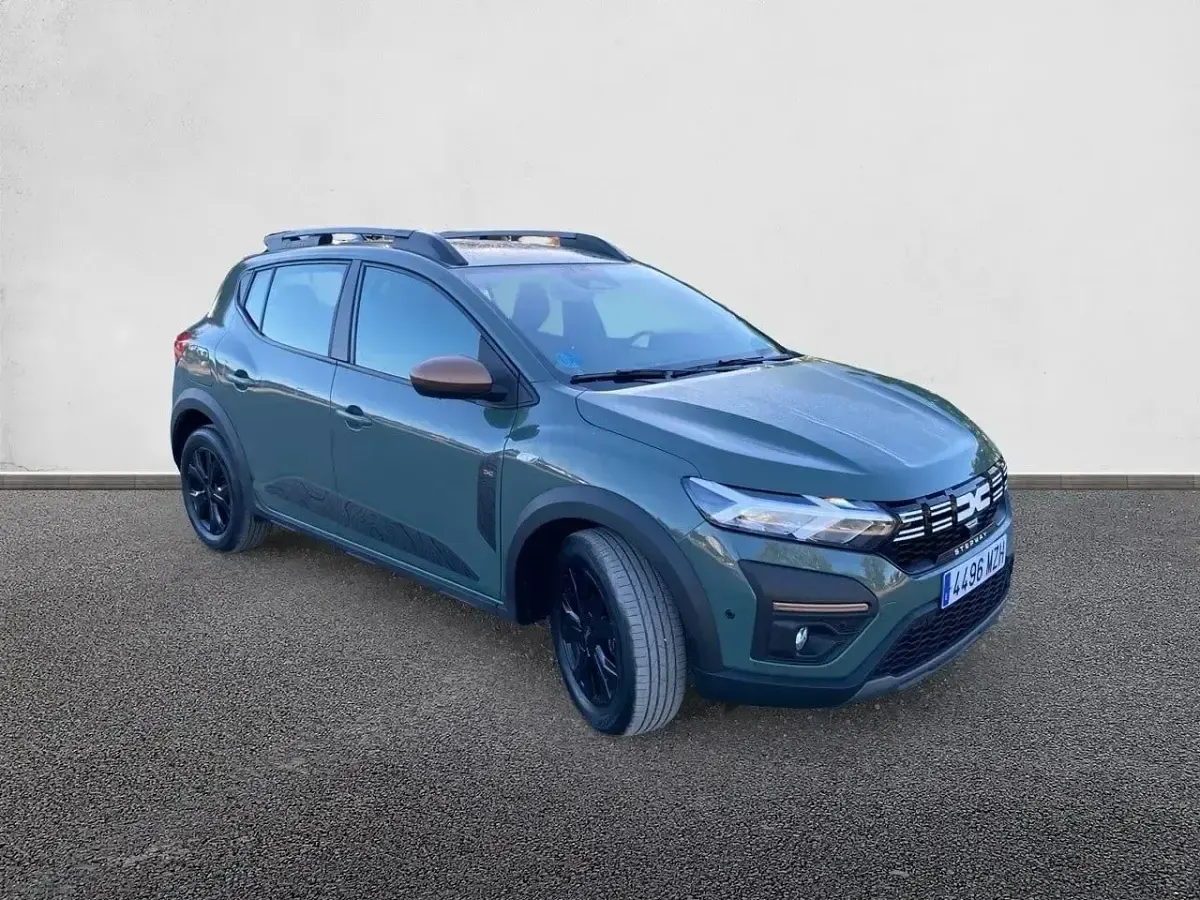 Usado Dacia Sandero Extreme 101 CV (74 kW) 2025 Gris