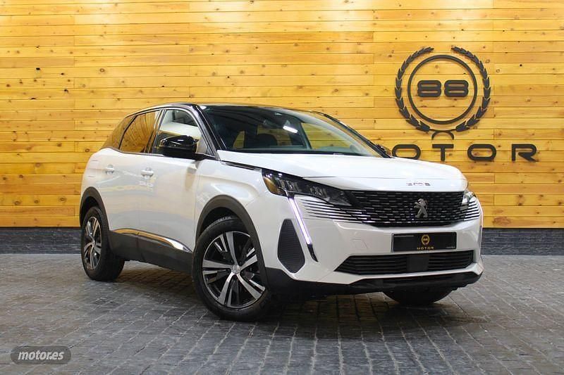 Blanco Usado 2024 Peugeot 3008 Allure SUV | 20.470 € - Imagen 1/4