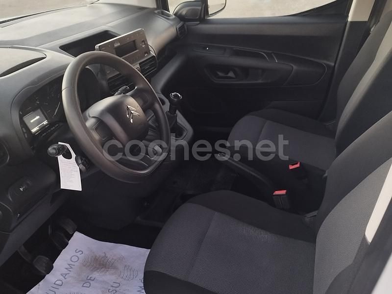 Usado Citroën Berlingo Live 76 CV (55 kW) 2019 Blanco Monovolumen