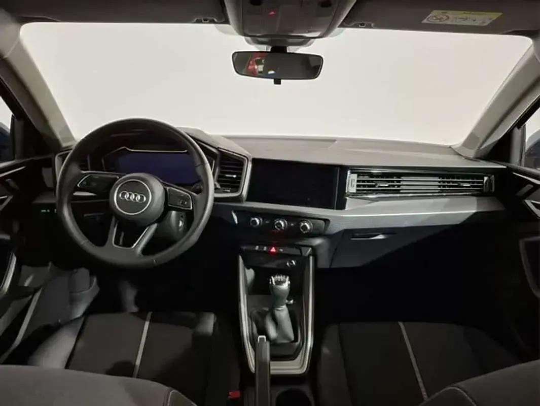 Usado Audi A1 Sportback Sport 95 CV (69 kW) 2026 Azul Utilitario